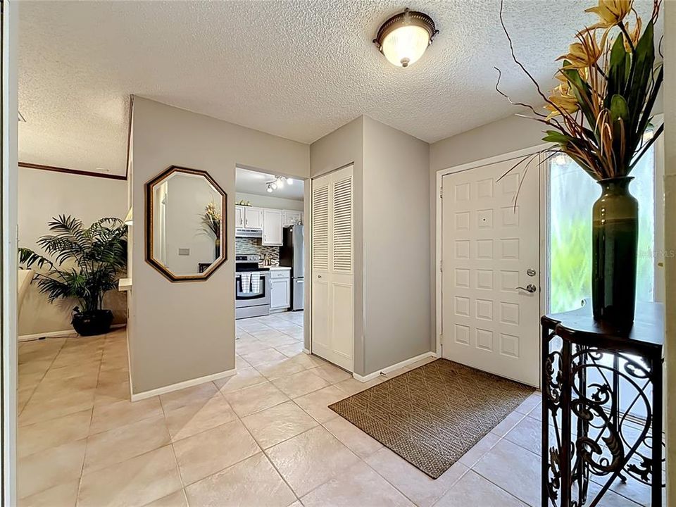 En Venta: $259,900 (2 camas, 2 baños, 1298 Pies cuadrados)