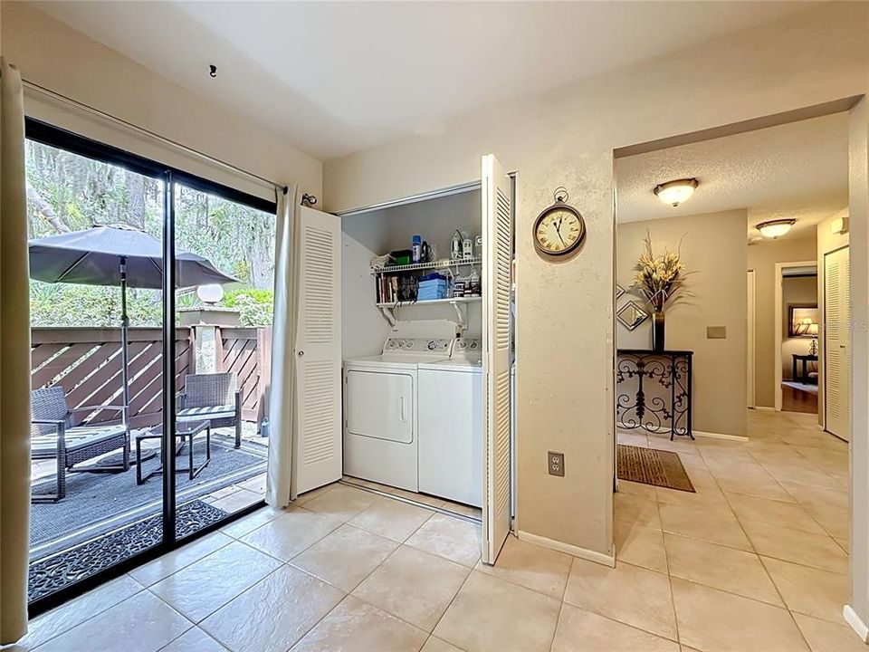 En Venta: $259,900 (2 camas, 2 baños, 1298 Pies cuadrados)