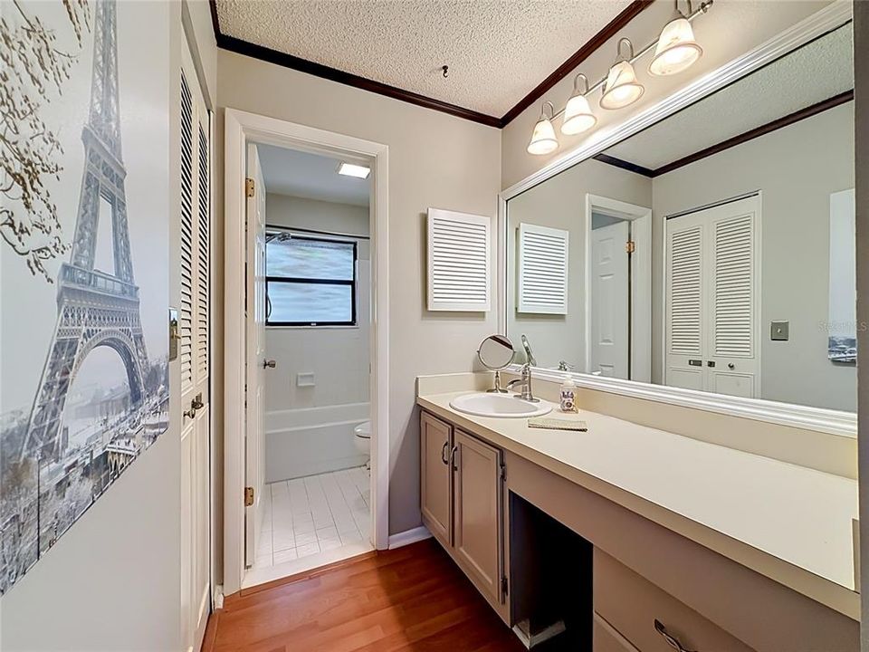 En Venta: $259,900 (2 camas, 2 baños, 1298 Pies cuadrados)