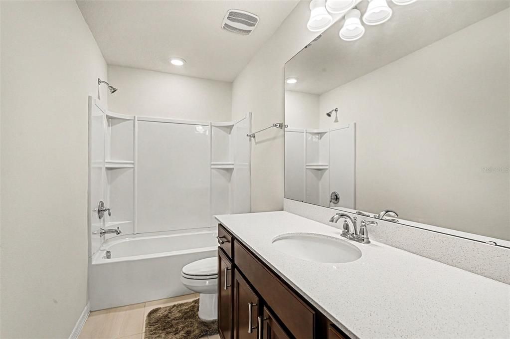 For Sale: $585,000 (5 beds, 4 baths, 2862 Square Feet)