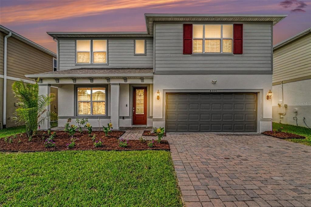 For Sale: $585,000 (5 beds, 4 baths, 2862 Square Feet)