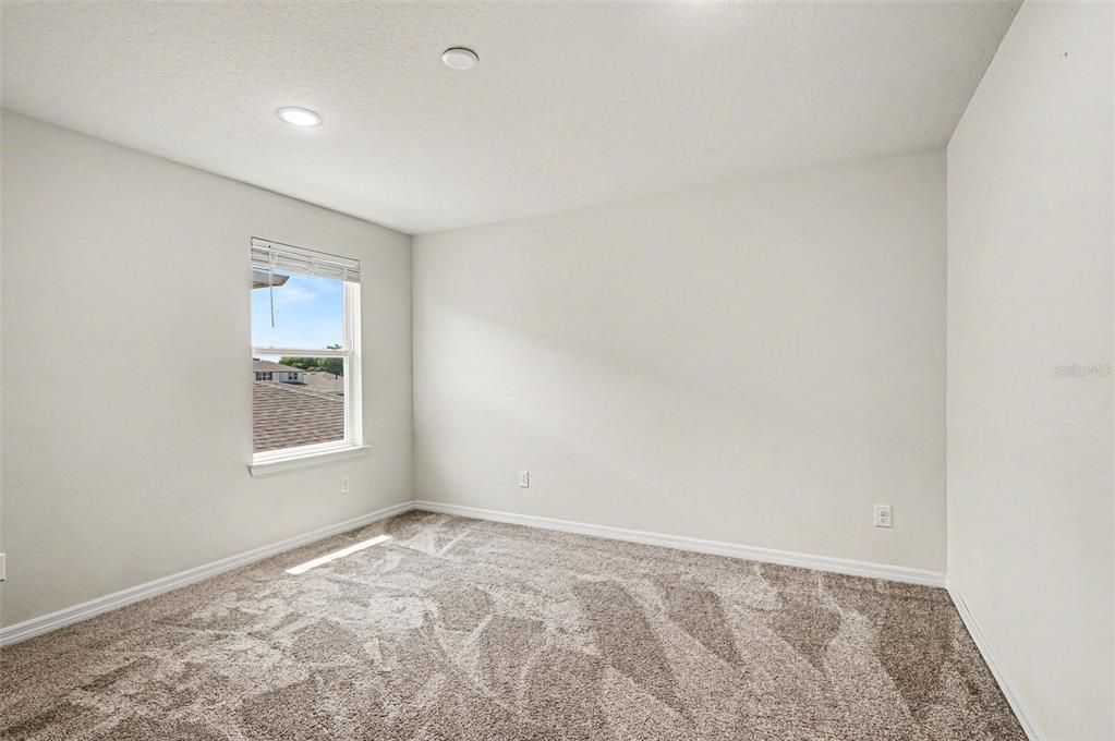 For Sale: $585,000 (5 beds, 4 baths, 2862 Square Feet)