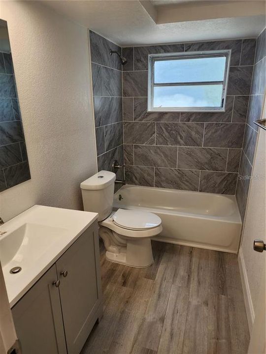 En Venta: $225,000 (3 camas, 2 baños, 1345 Pies cuadrados)