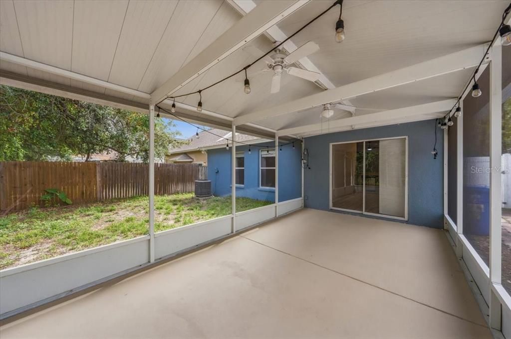 Activo con contrato: $339,900 (4 camas, 2 baños, 1343 Pies cuadrados)