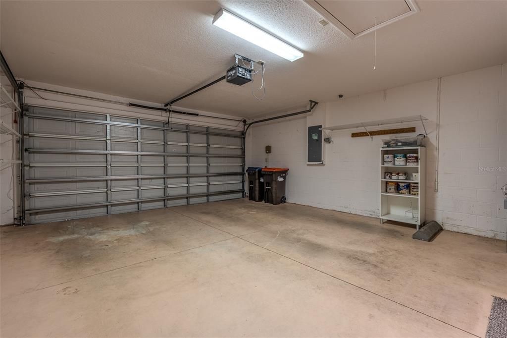 На продажу: $238,000 (2 спален, 2 ванн, 1759 Квадратных фут)