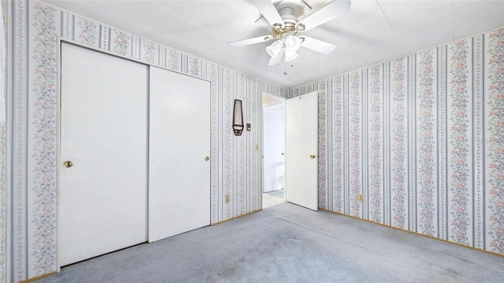 For Sale: $99,500 (2 beds, 1 baths, 798 Square Feet)