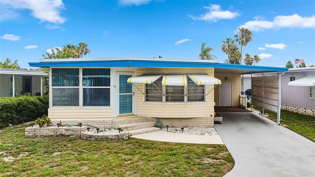 For Sale: $99,500 (2 beds, 1 baths, 798 Square Feet)