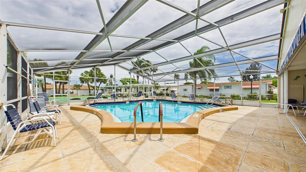 For Sale: $99,500 (2 beds, 1 baths, 798 Square Feet)