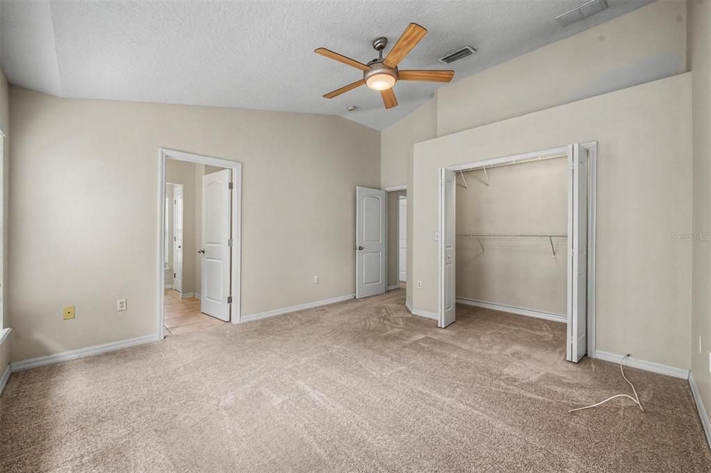 En Venta: $258,000 (3 camas, 2 baños, 1609 Pies cuadrados)