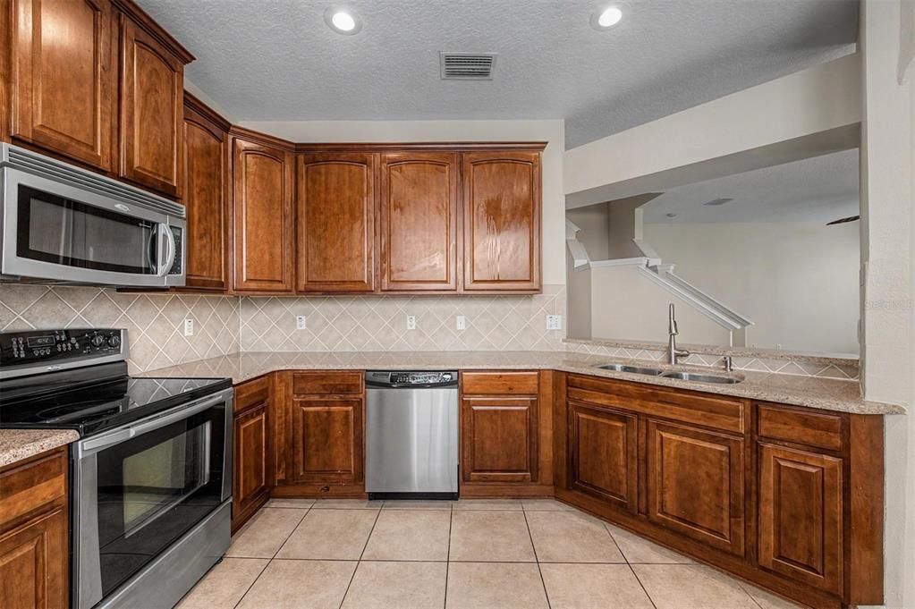 En Venta: $258,000 (3 camas, 2 baños, 1609 Pies cuadrados)