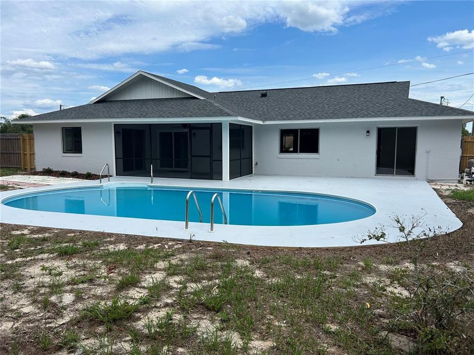 На продажу: $349,900 (3 спален, 2 ванн, 1434 Квадратных фут)