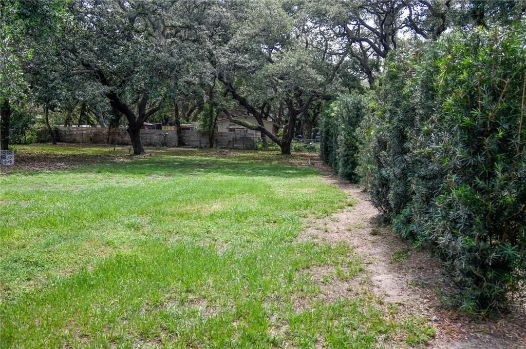 For Sale: $395,000 (2 beds, 2 baths, 1689 Square Feet)