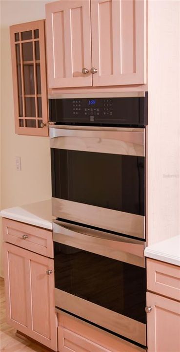 For Sale: $395,000 (2 beds, 2 baths, 1689 Square Feet)