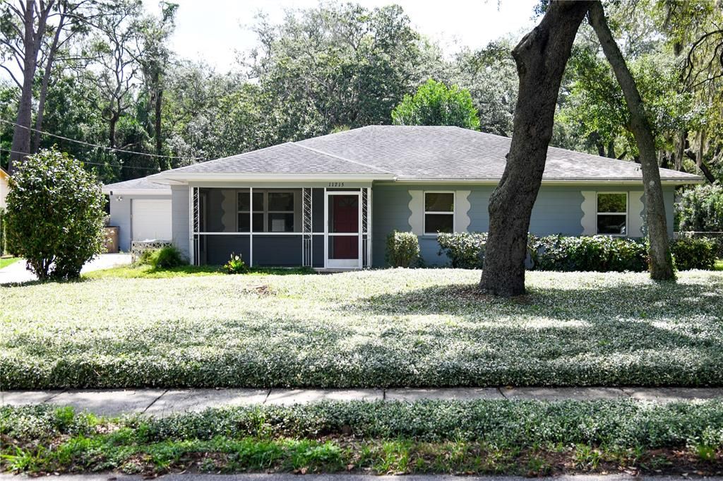 For Sale: $395,000 (2 beds, 2 baths, 1689 Square Feet)