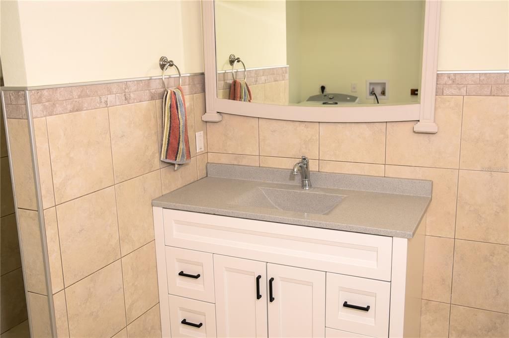 For Sale: $395,000 (2 beds, 2 baths, 1689 Square Feet)