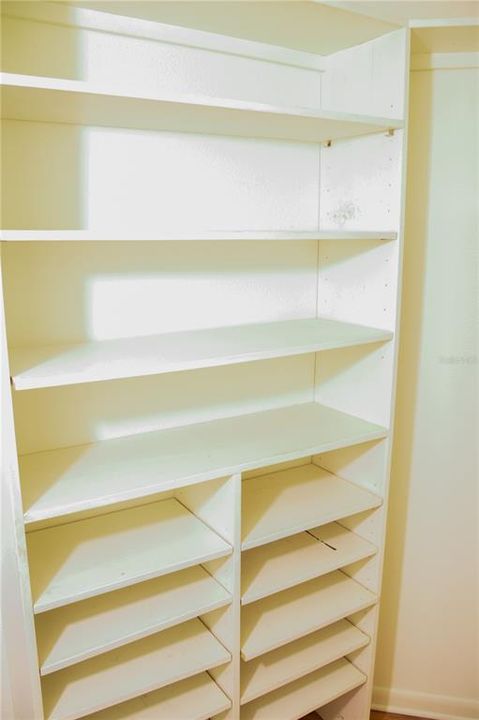 For Sale: $395,000 (2 beds, 2 baths, 1689 Square Feet)