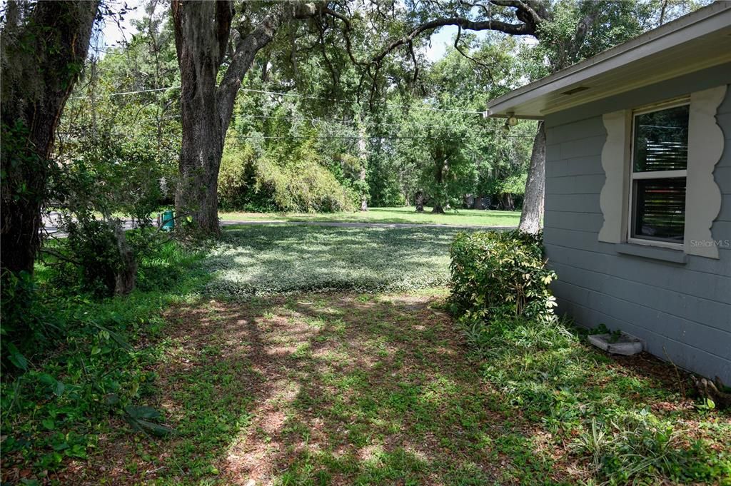 For Sale: $395,000 (2 beds, 2 baths, 1689 Square Feet)