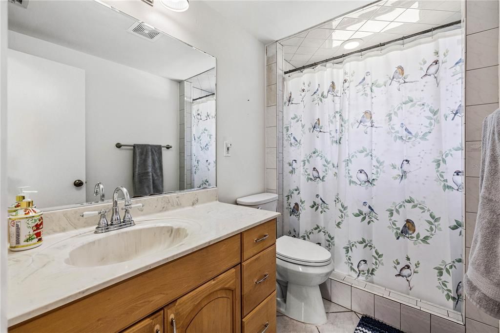 For Sale: $400,000 (4 beds, 2 baths, 1570 Square Feet)