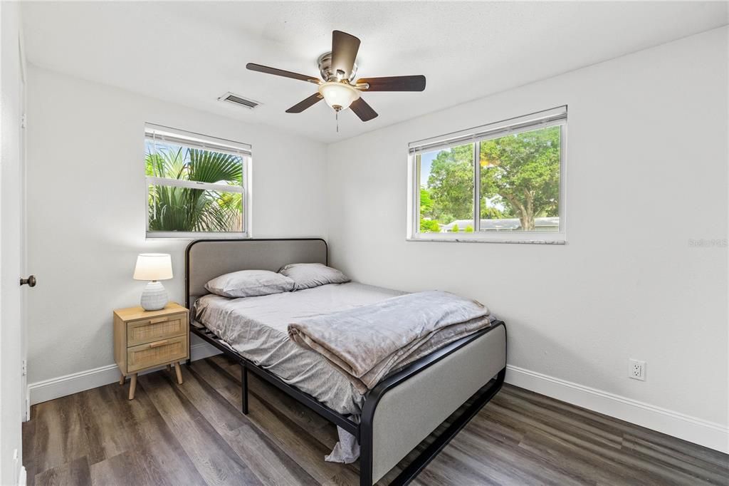 For Sale: $400,000 (4 beds, 2 baths, 1570 Square Feet)