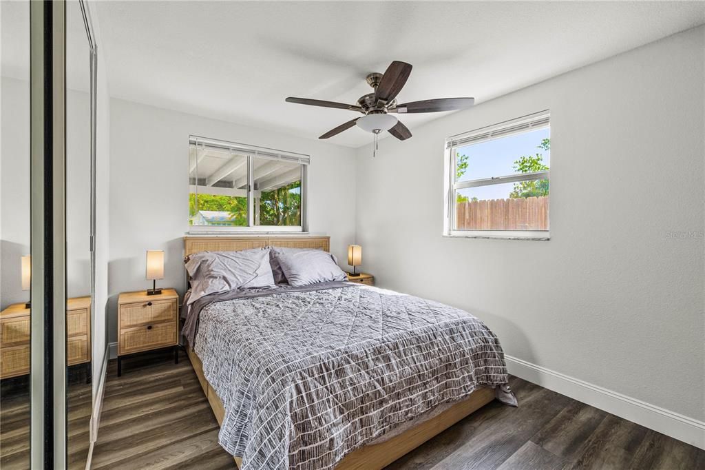 For Sale: $400,000 (4 beds, 2 baths, 1570 Square Feet)