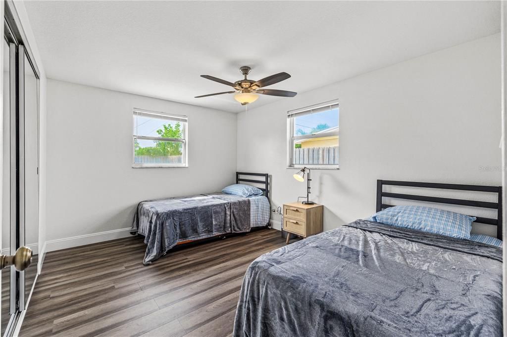 For Sale: $400,000 (4 beds, 2 baths, 1570 Square Feet)