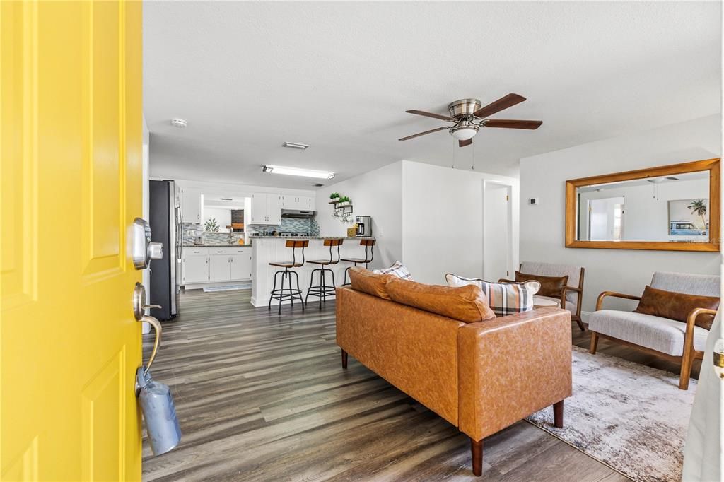 For Sale: $400,000 (4 beds, 2 baths, 1570 Square Feet)