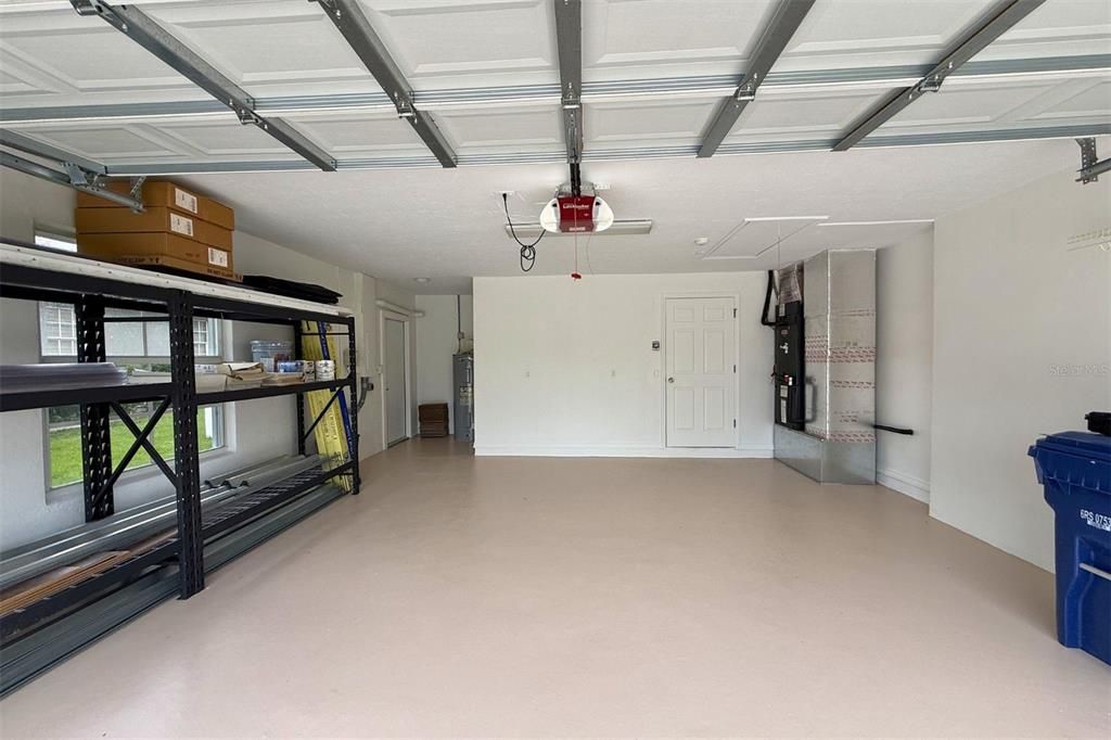 En Venta: $849,000 (3 camas, 2 baños, 2384 Pies cuadrados)