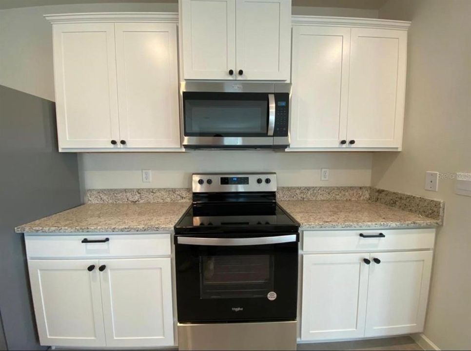 For Rent: $2,200 (3 beds, 2 baths, 1768 Square Feet)