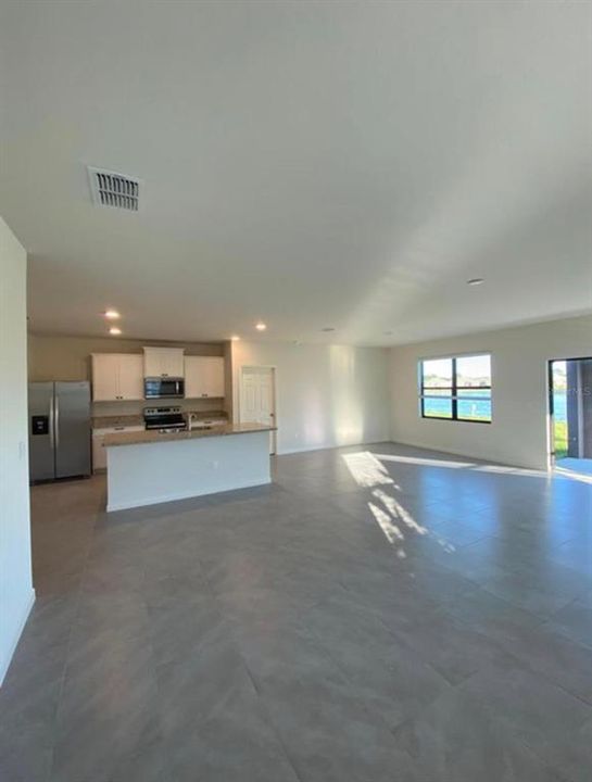 For Rent: $2,200 (3 beds, 2 baths, 1768 Square Feet)