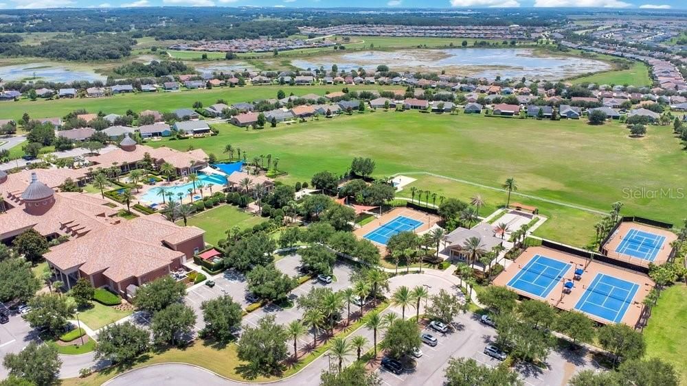 En Venta: $450,000 (3 camas, 2 baños, 1950 Pies cuadrados)