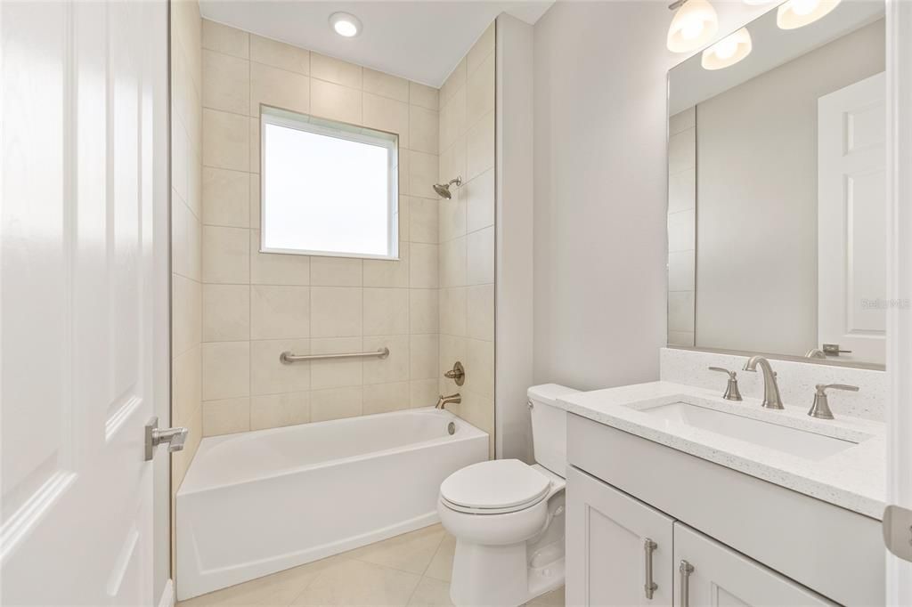 Active With Contract: $443,865 (2 beds, 2 baths, 1718 Square Feet)