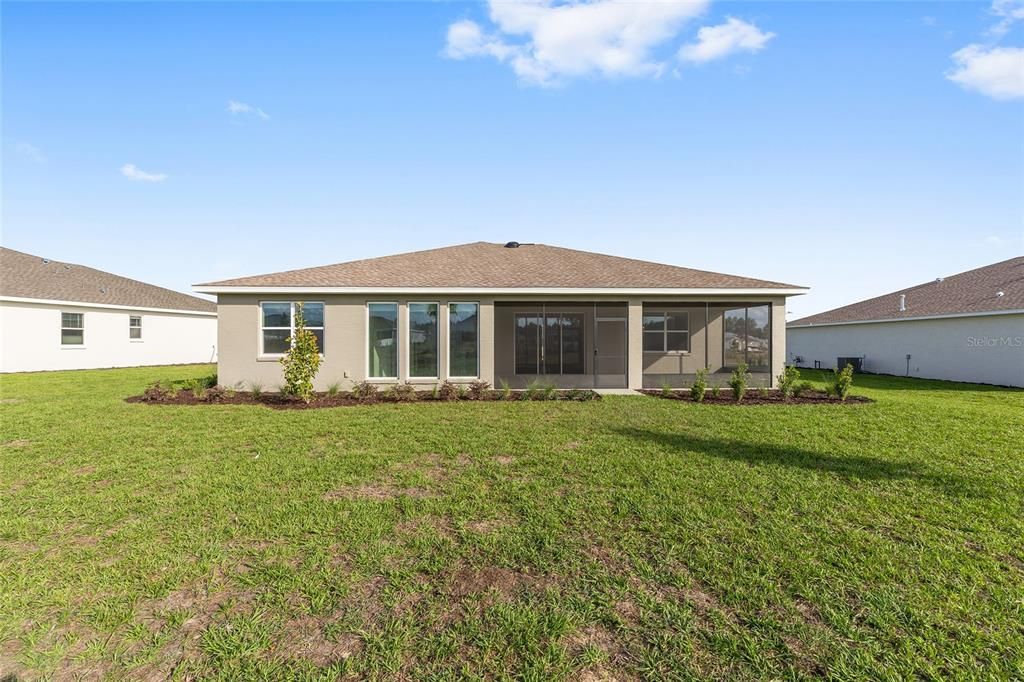 Active With Contract: $443,865 (2 beds, 2 baths, 1718 Square Feet)