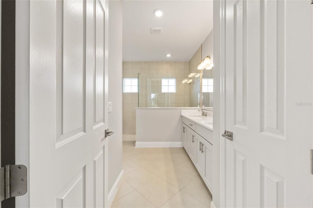 Active With Contract: $443,865 (2 beds, 2 baths, 1718 Square Feet)