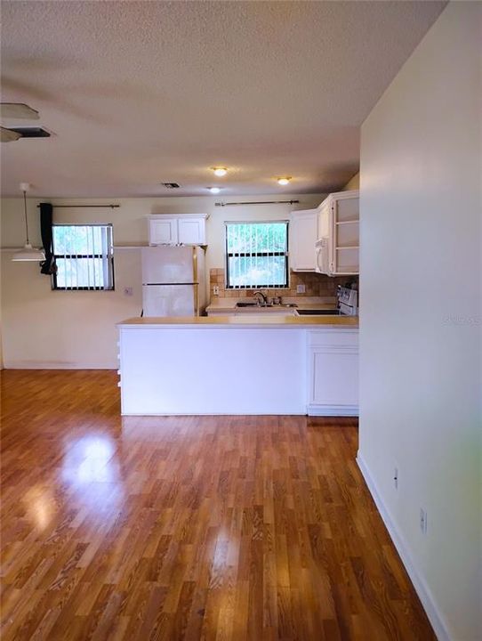 For Rent: $1,475 (2 beds, 2 baths, 875 Square Feet)