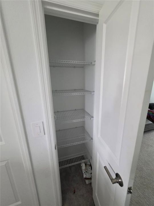 En Renta: $2,485 (4 camas, 2 baños, 2143 Pies cuadrados)
