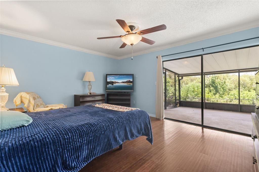合同活跃: $315,000 (3 贝兹, 2 浴室, 1476 平方英尺)