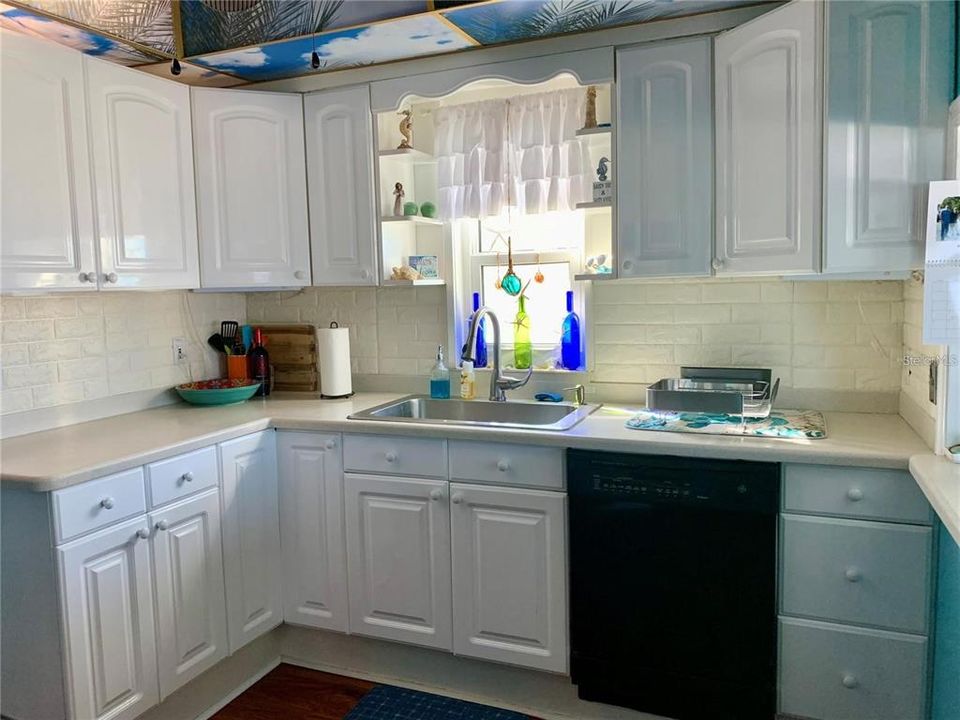 En Venta: $1,900,000 (3 camas, 2 baños, 1654 Pies cuadrados)