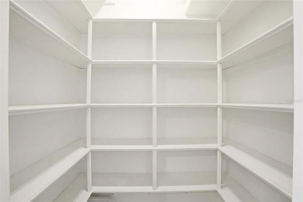 En Venta: $5,500,000 (6 camas, 5 baños, 6215 Pies cuadrados)