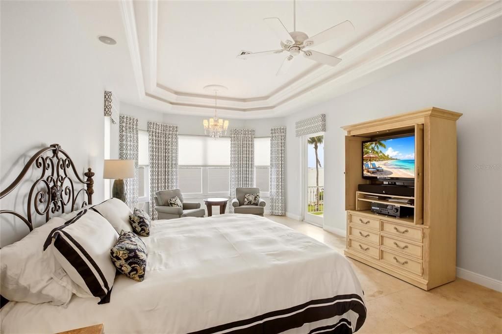 En Venta: $5,500,000 (6 camas, 5 baños, 6215 Pies cuadrados)