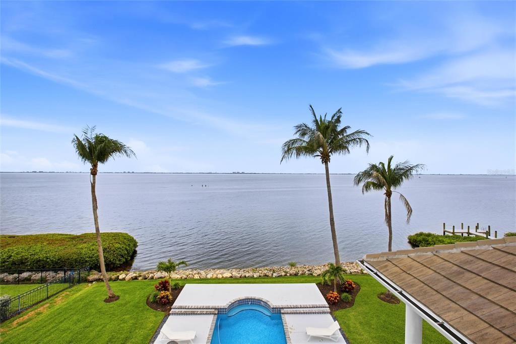 En Venta: $5,500,000 (6 camas, 5 baños, 6215 Pies cuadrados)