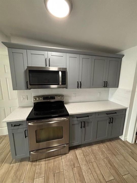 For Rent: $1,600 (3 beds, 2 baths, 1180 Square Feet)