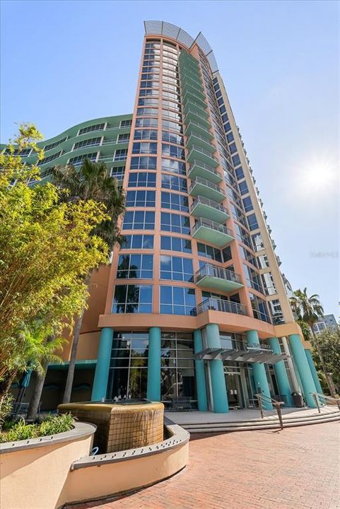 For Rent: $1,995 (2 beds, 2 baths, 1148 Square Feet)