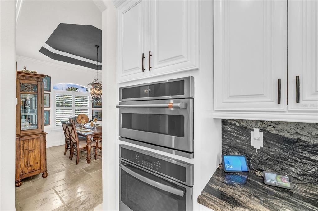 En Venta: $1,450,000 (4 camas, 3 baños, 3074 Pies cuadrados)