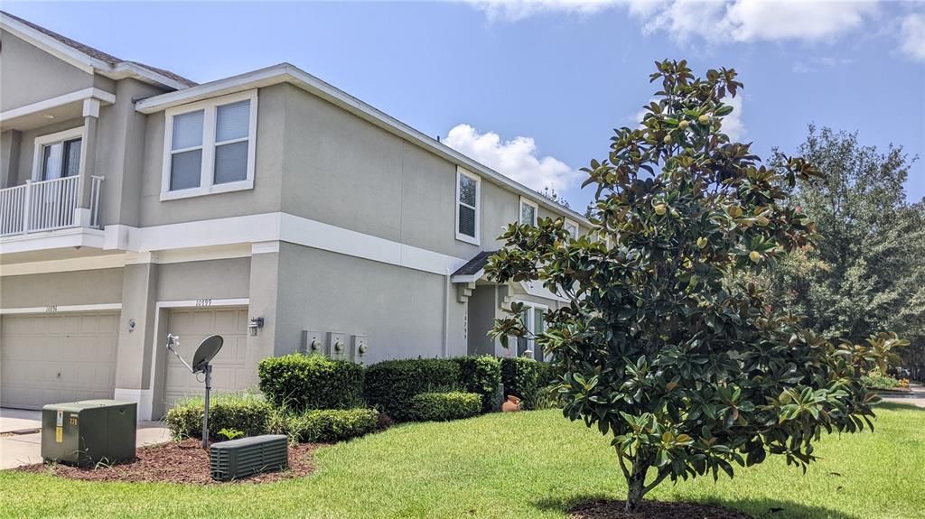 For Rent: $1,825 (2 beds, 2 baths, 1305 Square Feet)