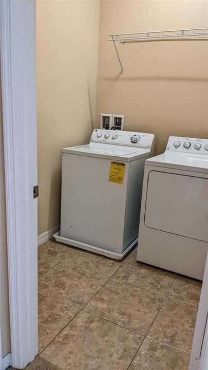 For Rent: $1,825 (2 beds, 2 baths, 1305 Square Feet)