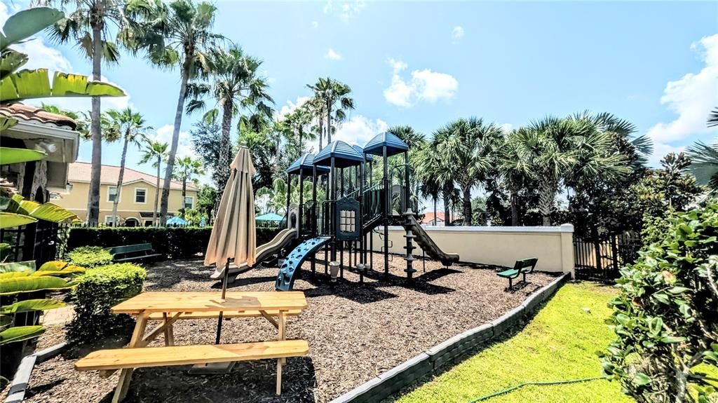 For Rent: $2,000 (3 beds, 2 baths, 1346 Square Feet)