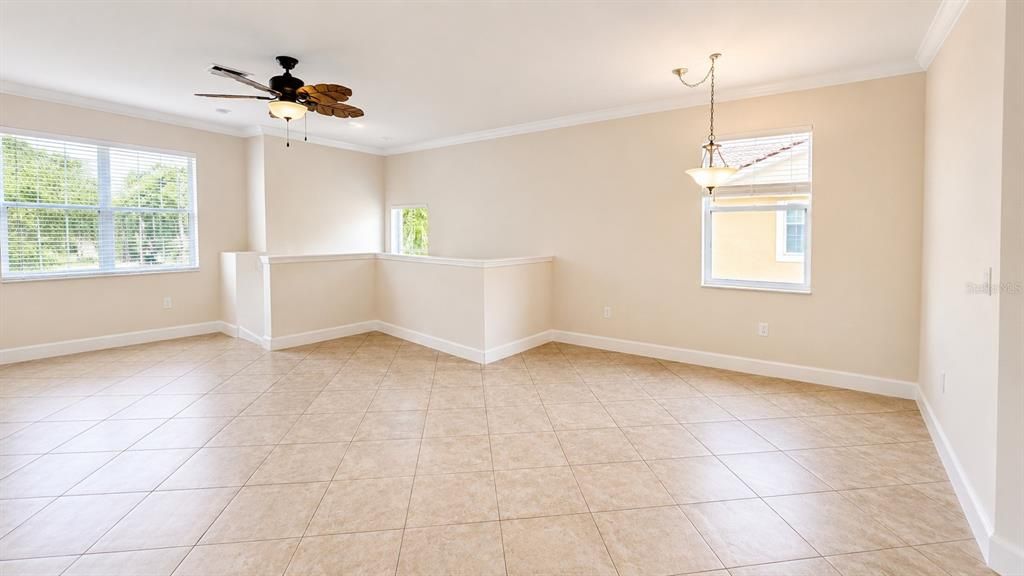 For Rent: $2,000 (3 beds, 2 baths, 1346 Square Feet)