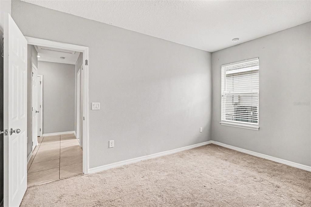 For Sale: $360,000 (4 beds, 2 baths, 1904 Square Feet)