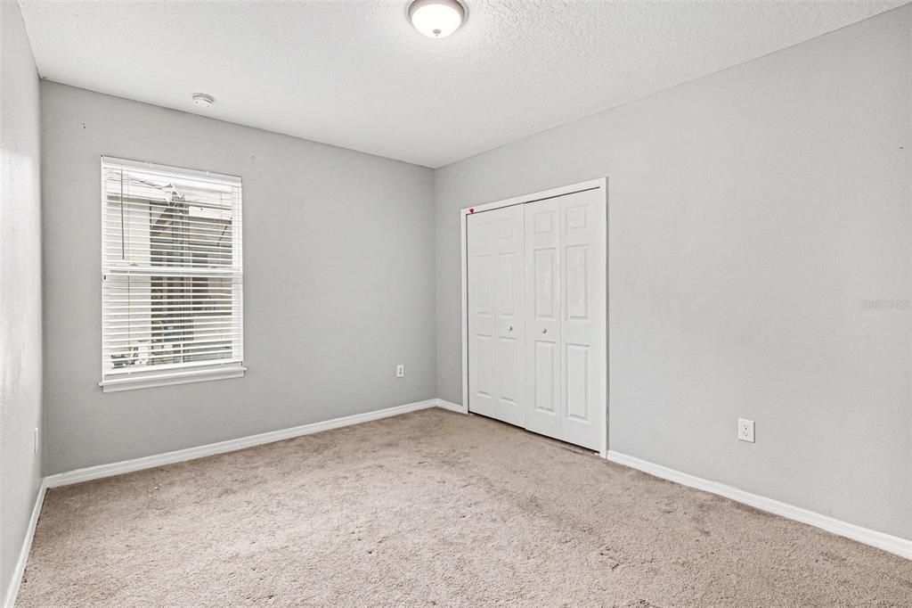For Sale: $360,000 (4 beds, 2 baths, 1904 Square Feet)
