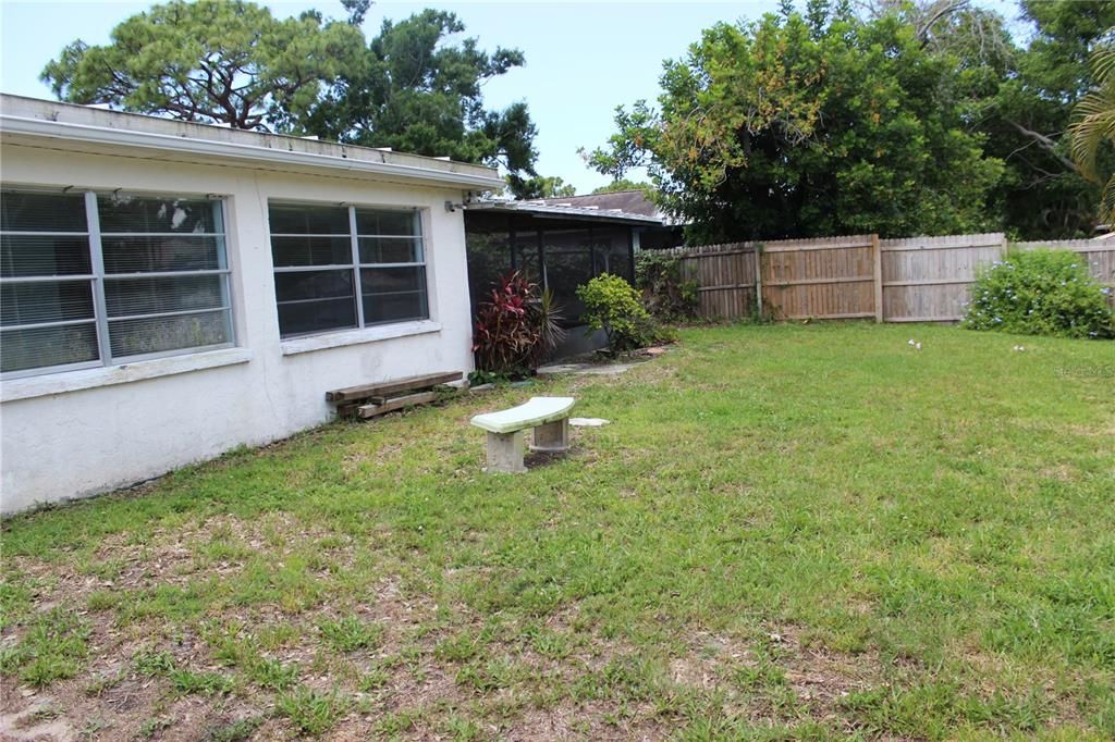 For Sale: $274,900 (3 beds, 2 baths, 1518 Square Feet)